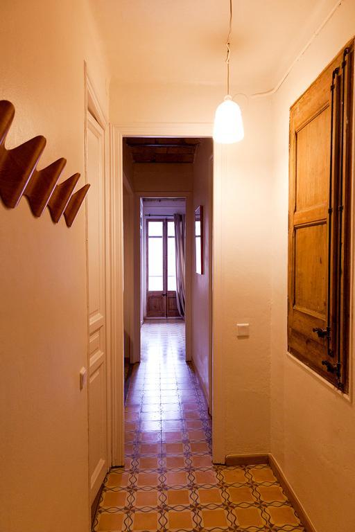 Piso en Poblesec Apartamento Barcelona Exterior foto